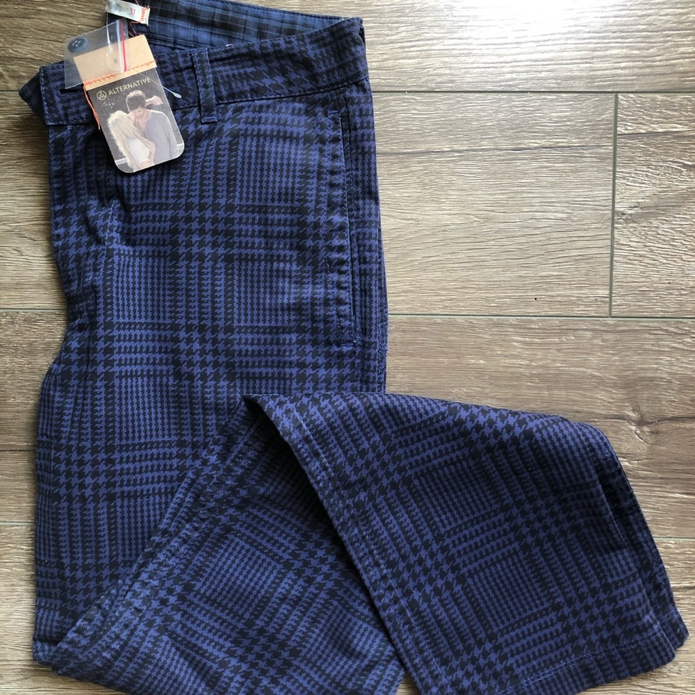 NEW: Alternative Houndstooth Slim Fit Chinos